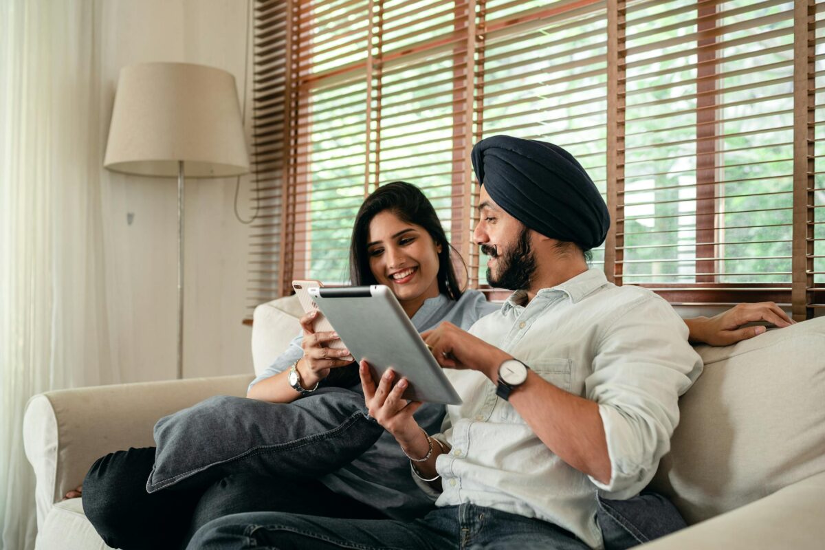 What is the best websites to watch online movies for free?